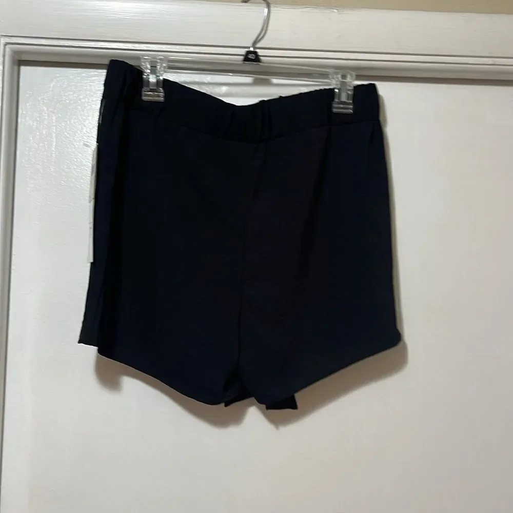 NWT retrology shorts PL